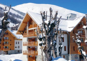 Studio avec balcon amenage a Valloire a 1 km des pistes